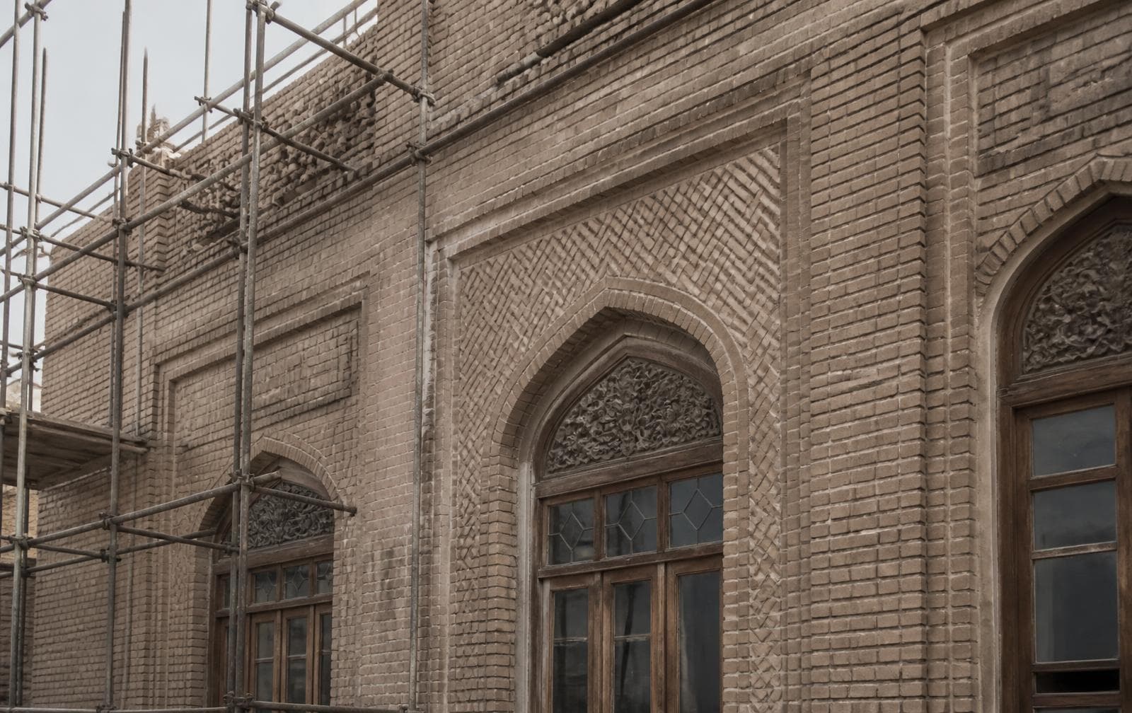 مرمت سازه‌ای رواق بازار تجریش